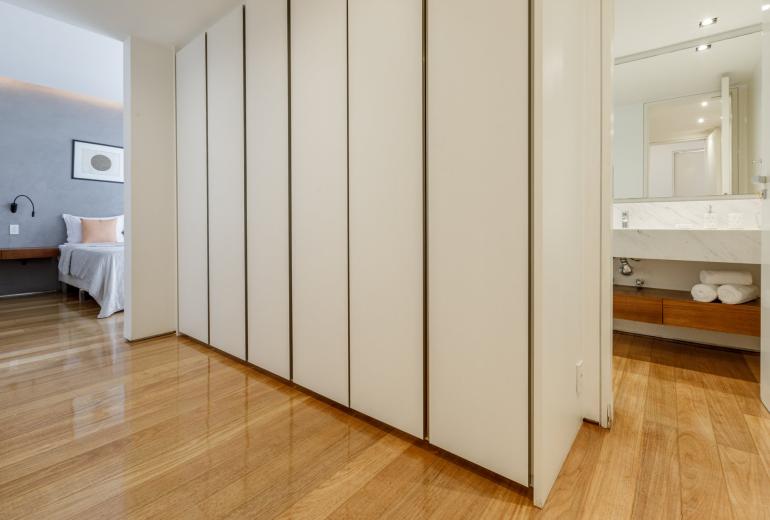 Rio029 - Spacious 4 bedroom penthouse in Ipanema for sale