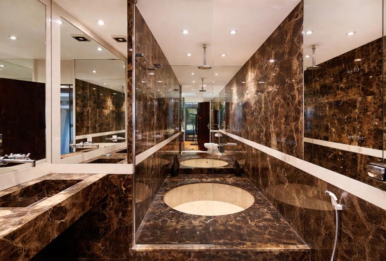 Rio047 - Penthouse duplex of 950m² with terrace and swimming pool for sale