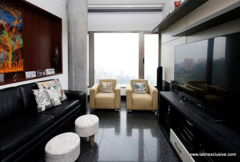 Med008 - Luxury penthouse with pool in Medellin