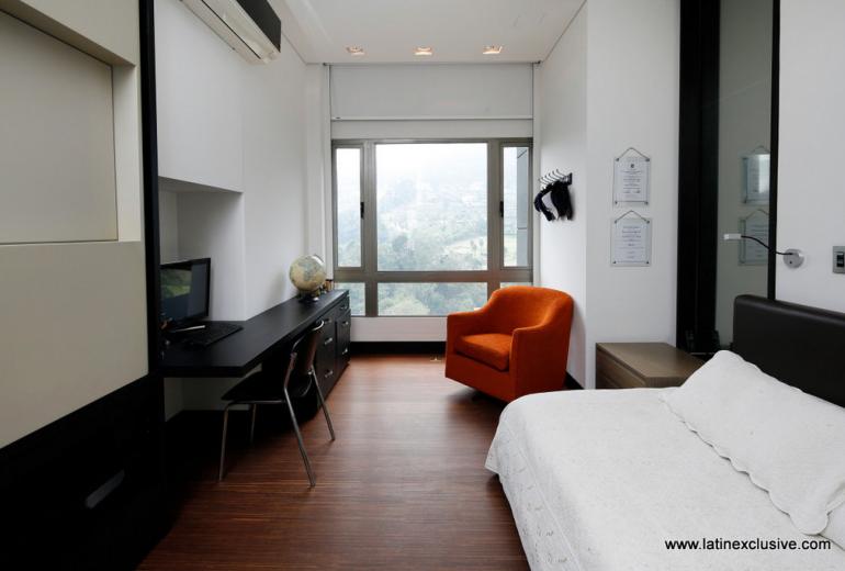 Med008 - Luxury penthouse with pool in Medellin