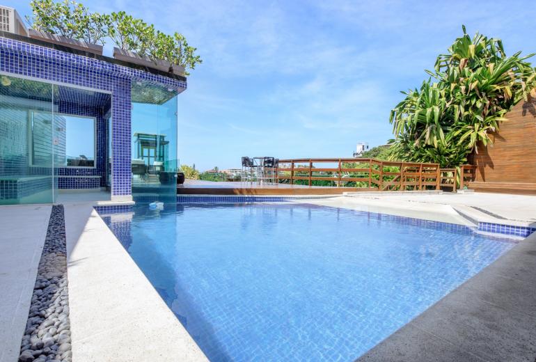Rio052 - Beautiful villa with spectacular sea views in Joá