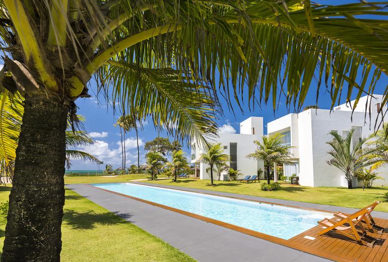 Bah445 - Hotel near Praia do Forte