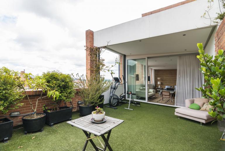 Bog182 - Penthouse for sale in commercial area calle 72