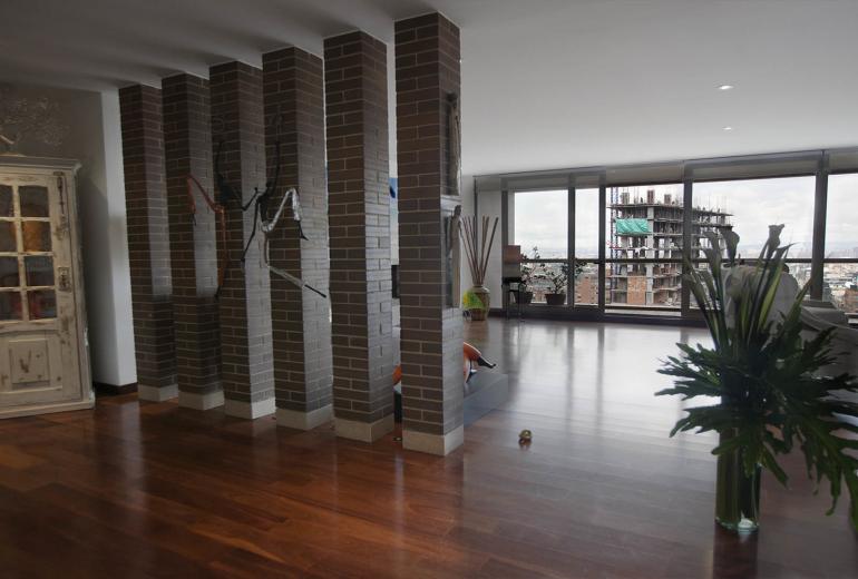 Bog286 - Spacious apartment with a stunning view in Bogota