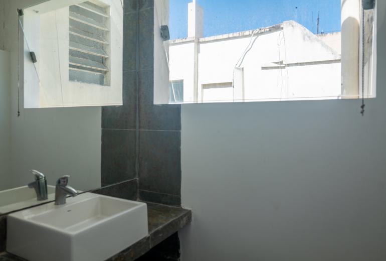 Rio027 - Grand appartement avec terrasse aux jonctions d'Ipanema et Copacabana
