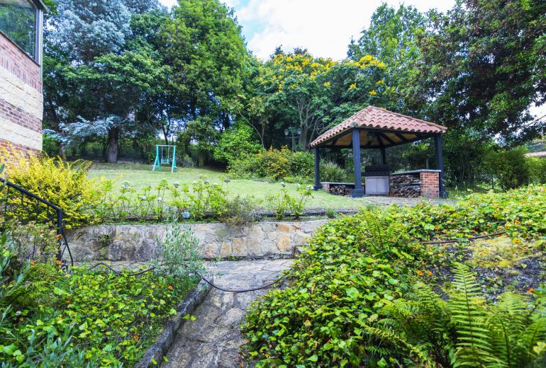 Bog199 - Casa encantadora de 5 niveles en Sikasue, La Calera