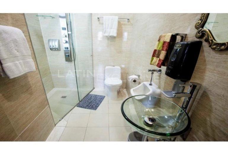 Bog262 - Spanish-style colonial house