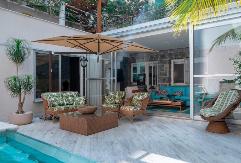 Rio234 - Charmosa casa em Copacabana com 3 suítes