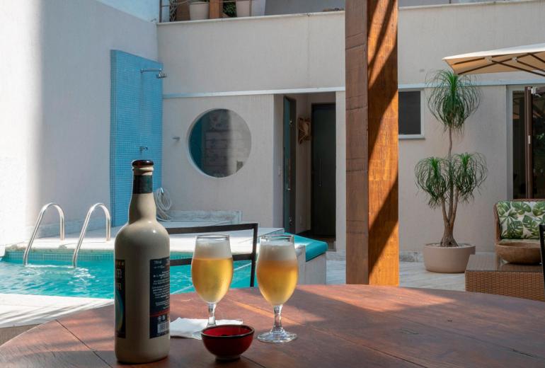 Rio234 - Charmosa casa em Copacabana com 3 suítes
