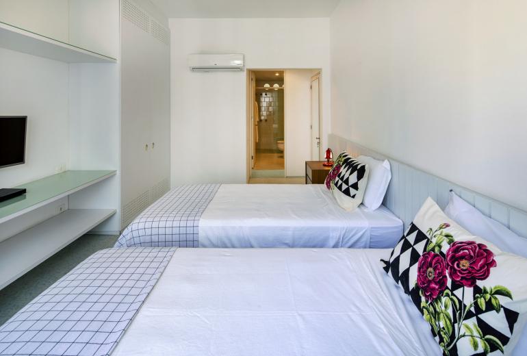 Rio048 - Hermoso apartamento en Copacabana con 4 suites