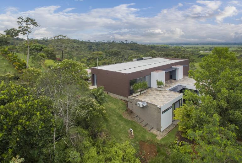 Cal001 - Hermosa casa en Cali