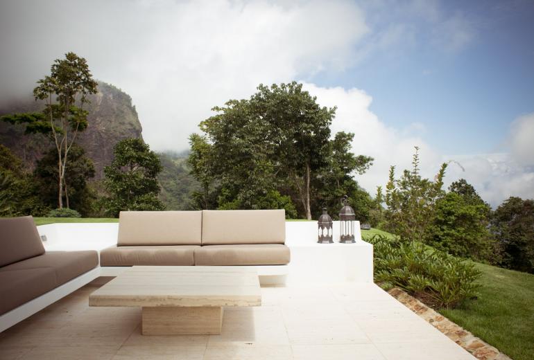 Med010 - Modern Luxury Villa in the Colombian Paradise