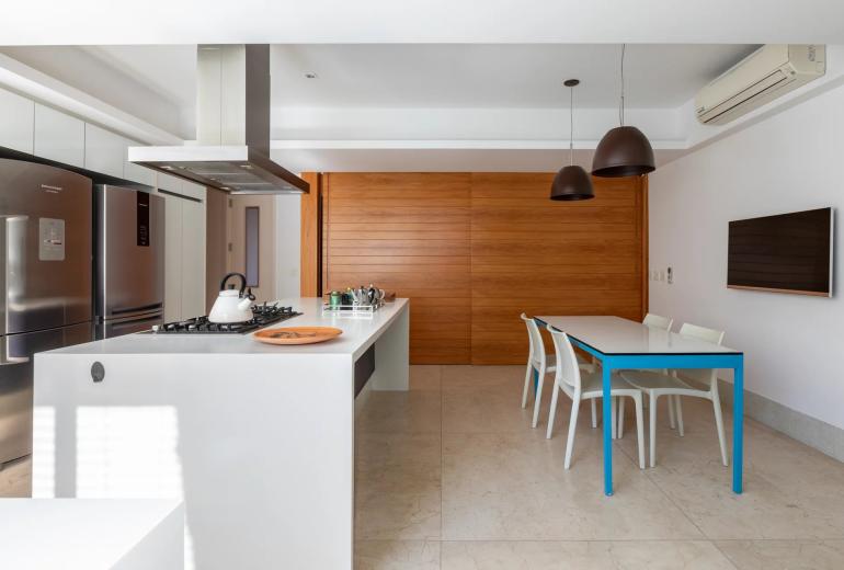 Rio038 - Design & Sea — Contemporary Duplex by Paula Neder