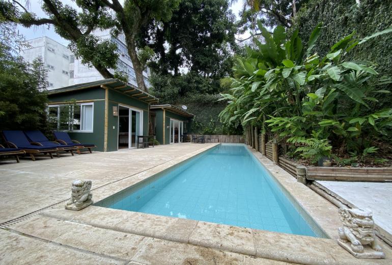 Rio412 - Linda casa com jardins e piscina na Gávea