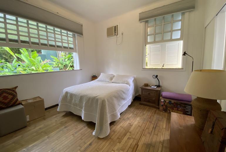 Rio412 - Linda casa com jardins e piscina na Gávea