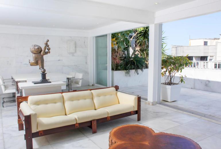 Rio044 - Cobertura com piscina para venda em Ipanema