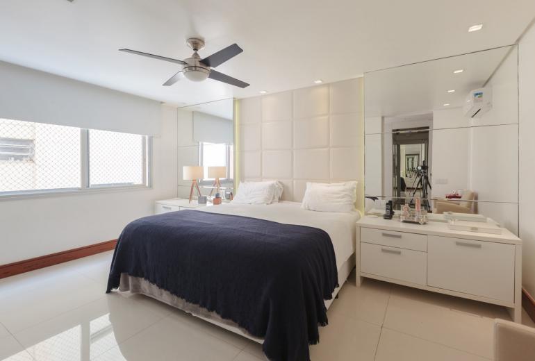 Rio248 - Charming apartment with 3 suites in Copacabana