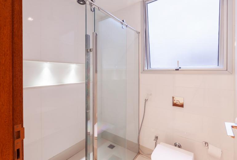 Rio248 - Charming apartment with 3 suites in Copacabana