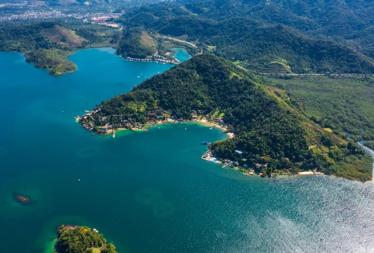 Ang049 - Hermosa casa en una isla en Angra dos Reis