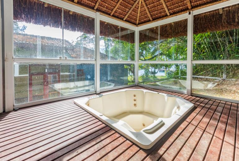 Ang049 - Beautiful house on an island in Angra dos Reis
