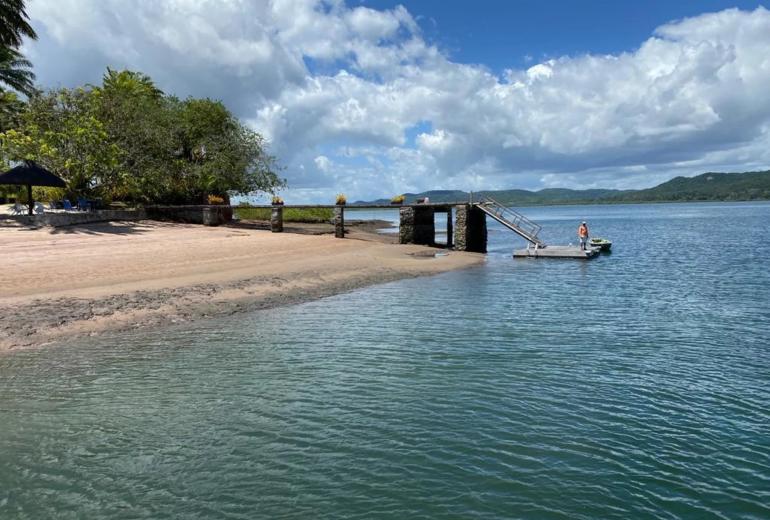 Bah400 - Hermosa isla con casa y bungalows en Bahía