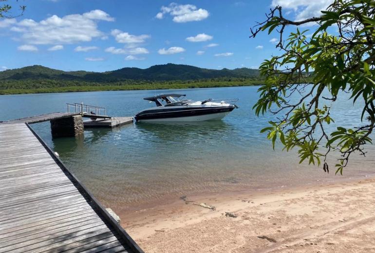 Bah400 - Hermosa isla con casa y bungalows en Bahía