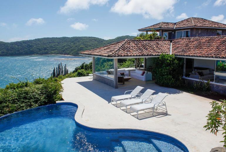 Buz021 - Villa com piscina en frente ao mar en Buzios