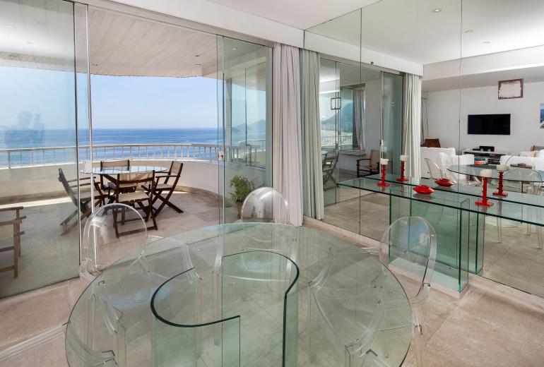 Rio251 - Beautiful apartment in Copacabana