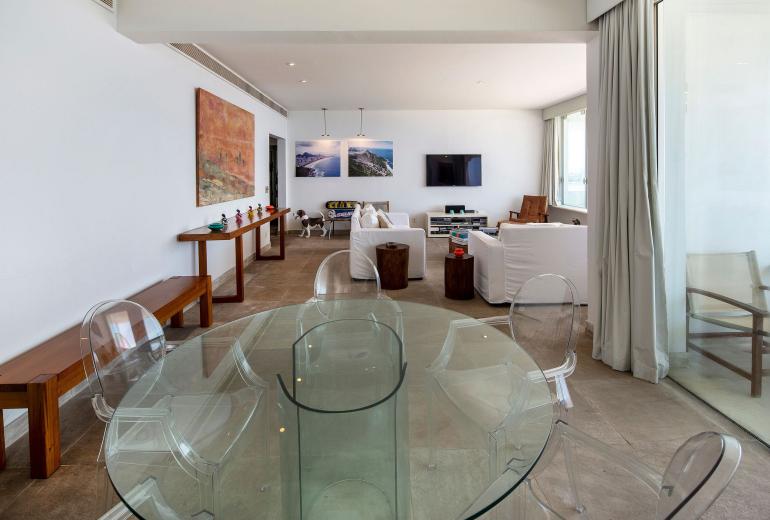 Rio251 - Beautiful apartment in Copacabana
