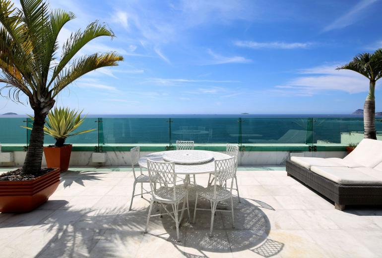 Rio047 - Luxury 5 suites penthouse on Copacabana