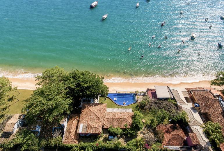 Buz005 - Beautiful mansion in front of the sea in Búzios