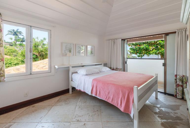 Buz029 - Prestigious house in front of the sea in Búzios