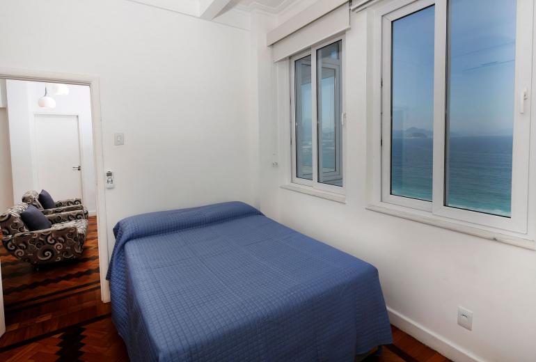 Rio079 - Apartamento de 3 quartos à beira-mar em Copacabana