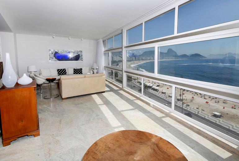 Rio231 - Apartamento frente-mar em Copacabana