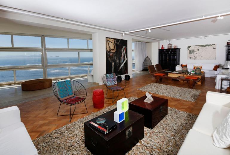 Rio231 - Cozy apartment with sea view in Copacabana
