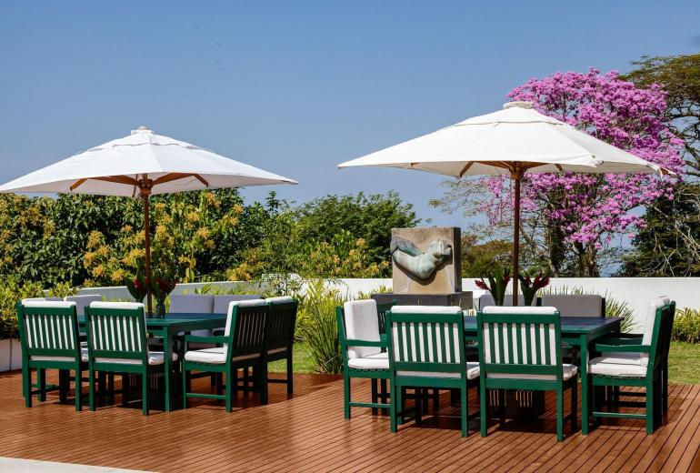 Rio180 - Luxury 7 bedroom villa with pool in Santa Teresa