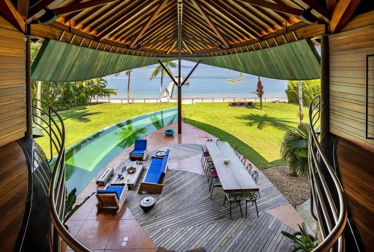 Ang001 - Luxuosa villa beira-mar em Angra dos Reis
