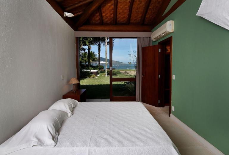 Ang027 - Casa de luxo em frente ao mar em Angra dos Reis