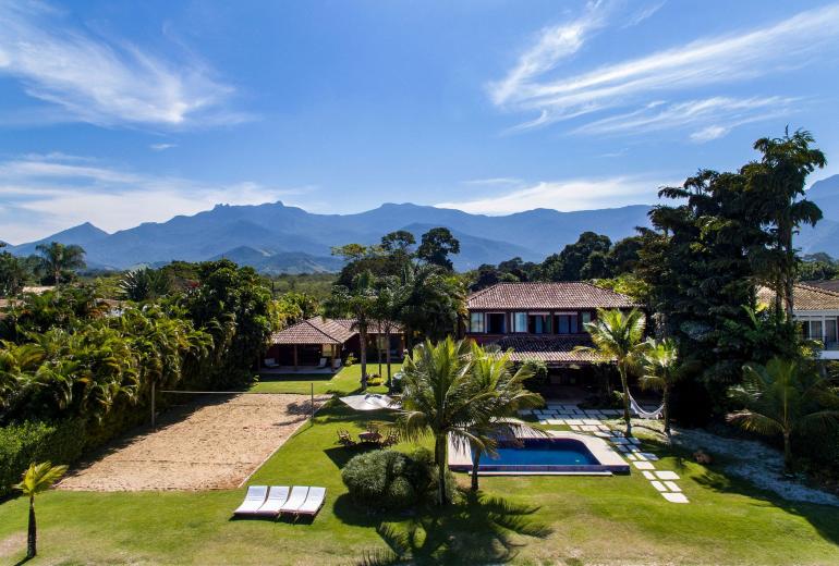 Ang027 - Luxurious villa by the sea in Angra dos Reis