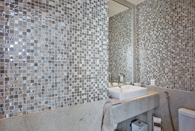 Rio039 - Cobertura à beira-mar em Copacabana