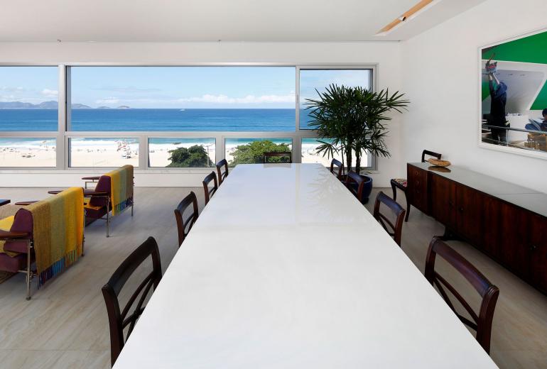 Rio145 - Elegant apartment beachfront in Copacabana