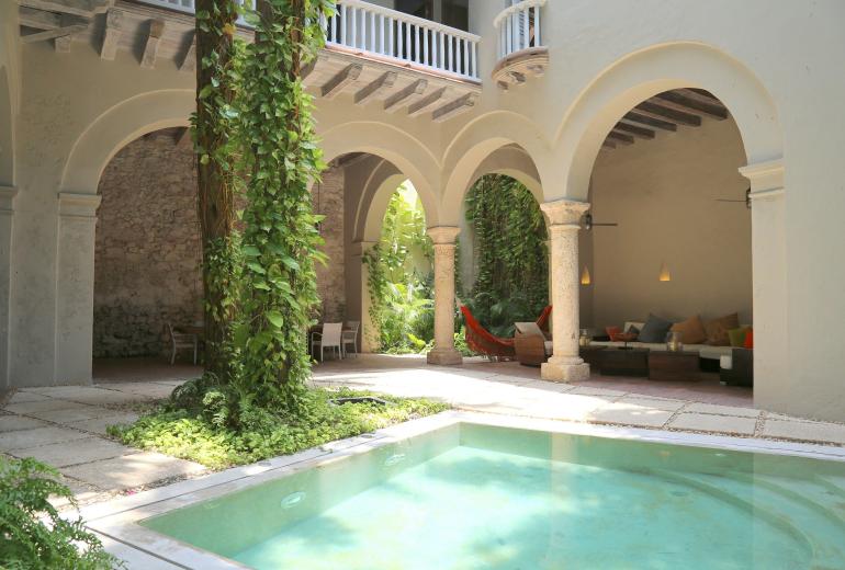 Car008 - Villa de lujo de estilo clásico en Cartagena