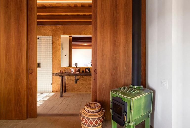 Cat001 - Maison contemporaine à Catuçaba