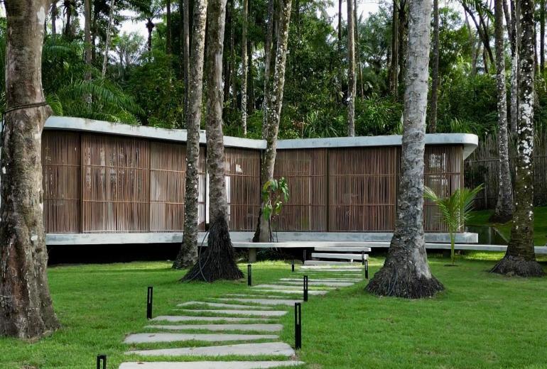 Bah501 - Niemeyer style beach house