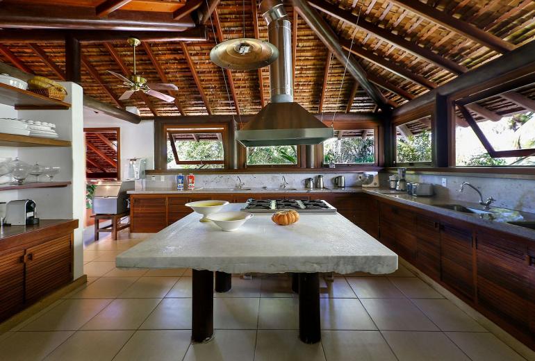 Bah003 - Luxuosa villa com design tropical baiano