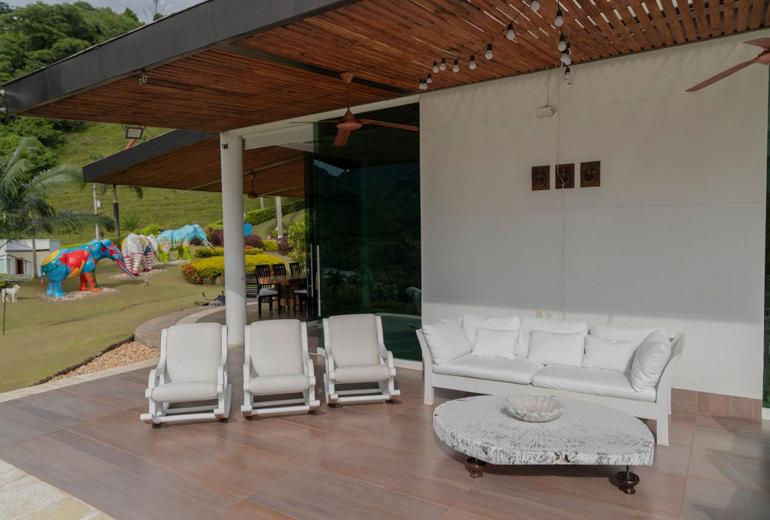 Med048 - Luxuosa villa de campo perto de Medellin