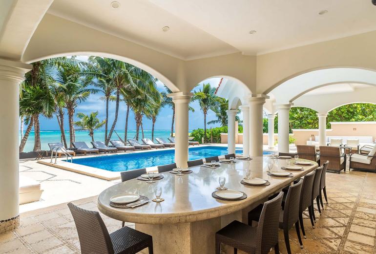 Tul004 - Luxurious sea front duplex villa with pool in Tulum