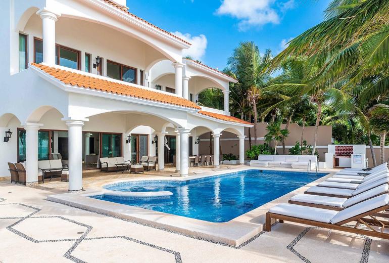 Tul004 - Luxuosa vila frente mar com piscina em Tulum