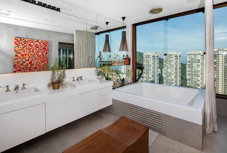 Rio103 - Lujosa villa de 6 dormitorios con piscina con espléndida vista al mar.