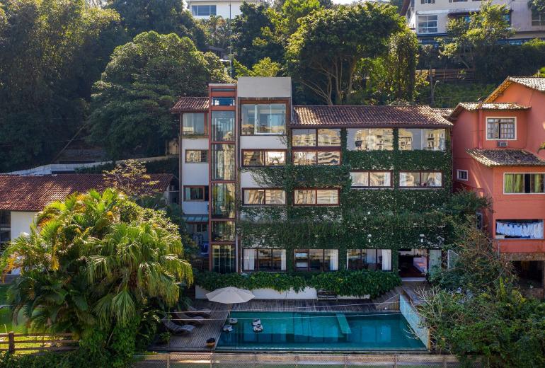 Rio103 - Lujosa villa de 6 dormitorios con piscina con espléndida vista al mar.